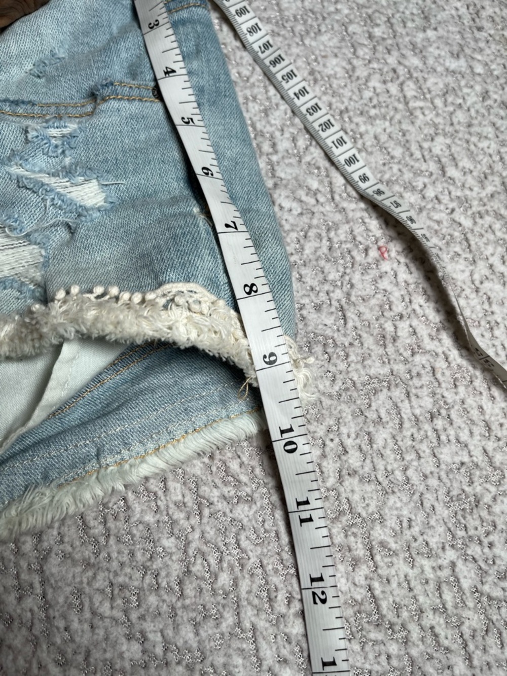 American Eagle Shortie Distressed Denim Shorts Lace Crochet Trim Size 10 - Picture 15 of 16